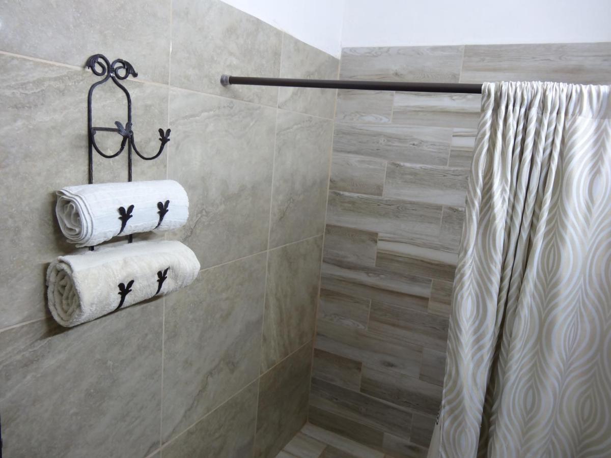 Habitaciones-Comodas-Aire-Wifi-Tv-Cerca De Playa-!!Excelente Precio II Manzanillo Exteriér fotografie
