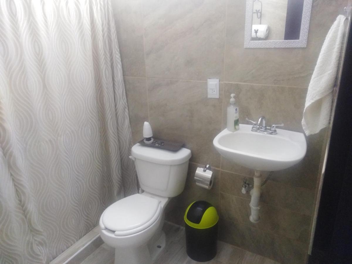 Habitaciones-Comodas-Aire-Wifi-Tv-Cerca De Playa-!!Excelente Precio II Manzanillo Exteriér fotografie
